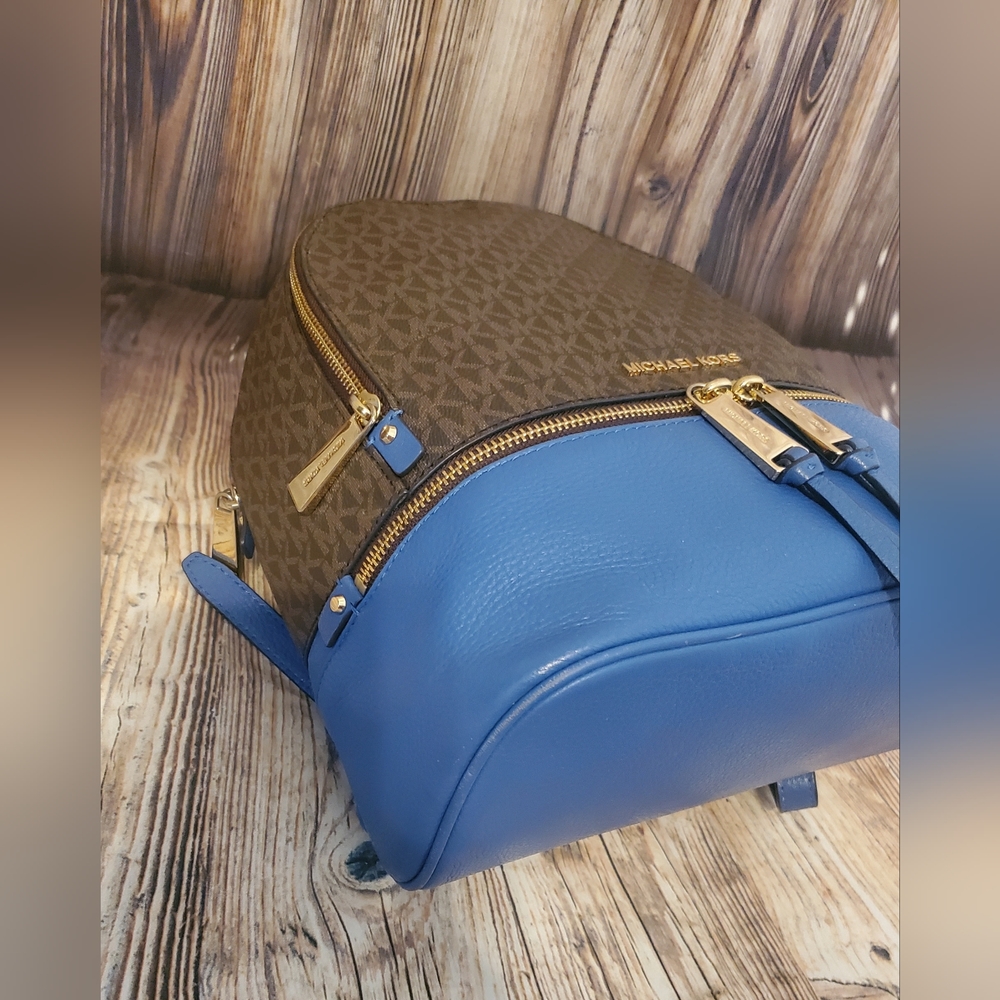 Michael Kors Rhea Medium Backpack - Picture 6 of 8